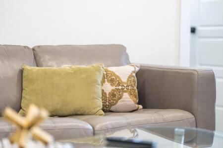 The Warhol - Pet-Friendly Apartment Bentonville Luaran gambar